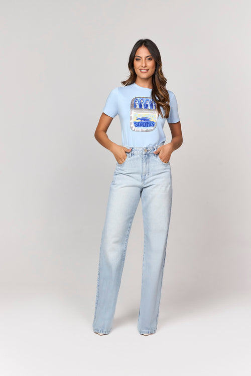 BLUSA T-SHIRT COM PATCH SARDINHAS
