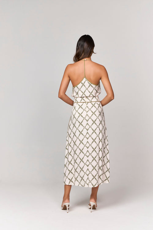 BLUSA REGATA ESTAMPADA COM DETALHE COSTAS