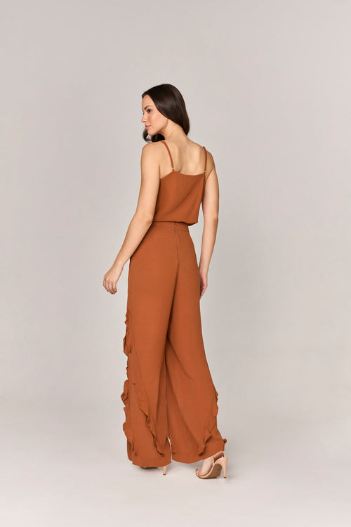 CALCA PANTALONA COM DETALHE BABADOS