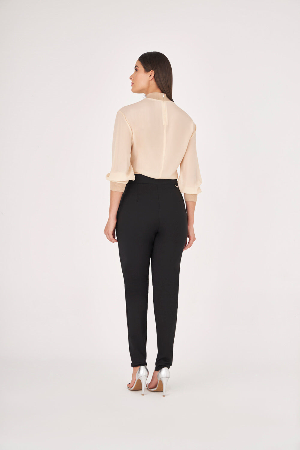 c09af3cfc12287e42972784ddb6e33f7