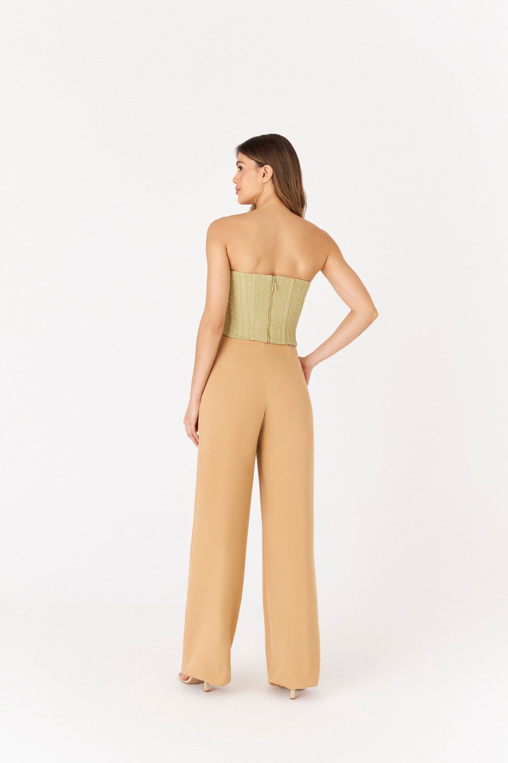 ec9bedaff379787687edf5d4de347892