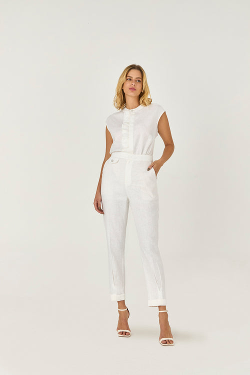 BLUSA COM DETALHE BABADO DE LINHO