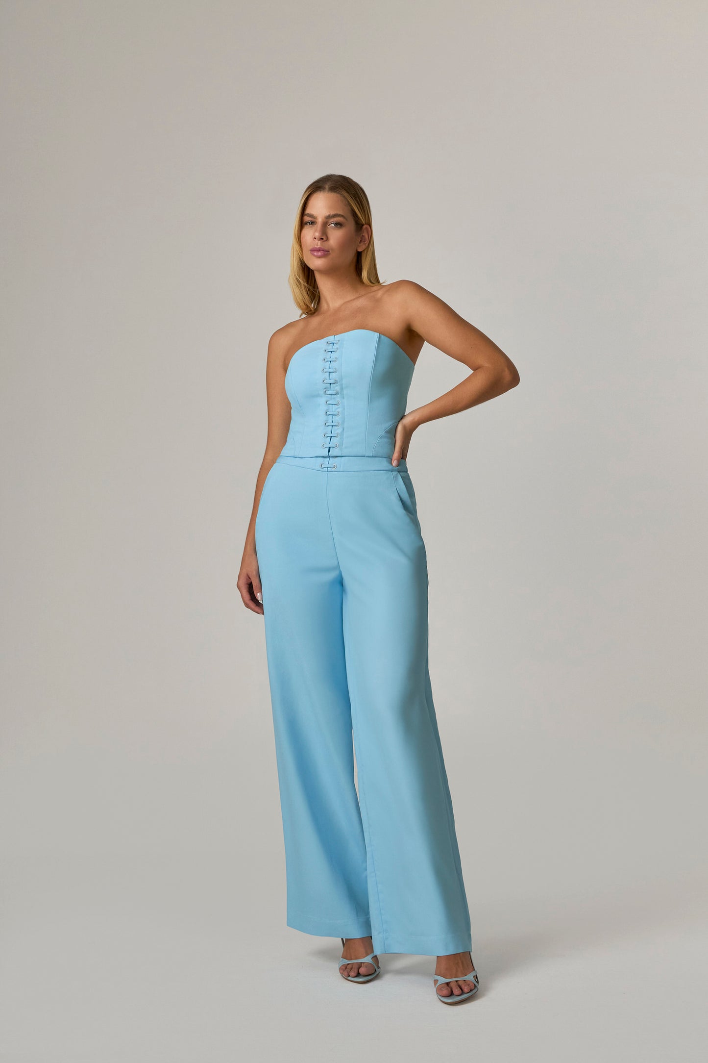 a5e63877c24940c89c6c22418698bdd8