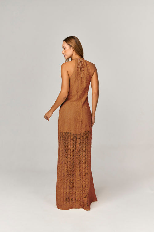VESTIDO MIDI LONG COM TECIDO TRABALHADO