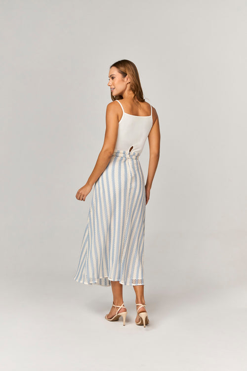 VESTIDO MIDI TRICOT COM RECORTES