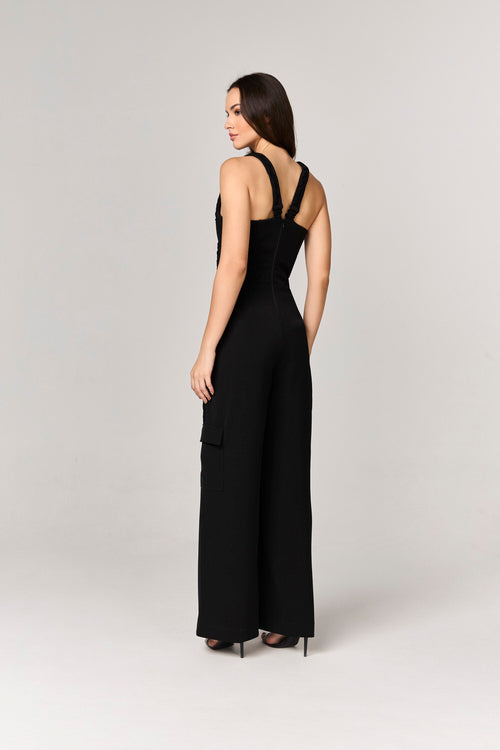 MACACAO PANTALONA COM DETALHE TRANCAS
