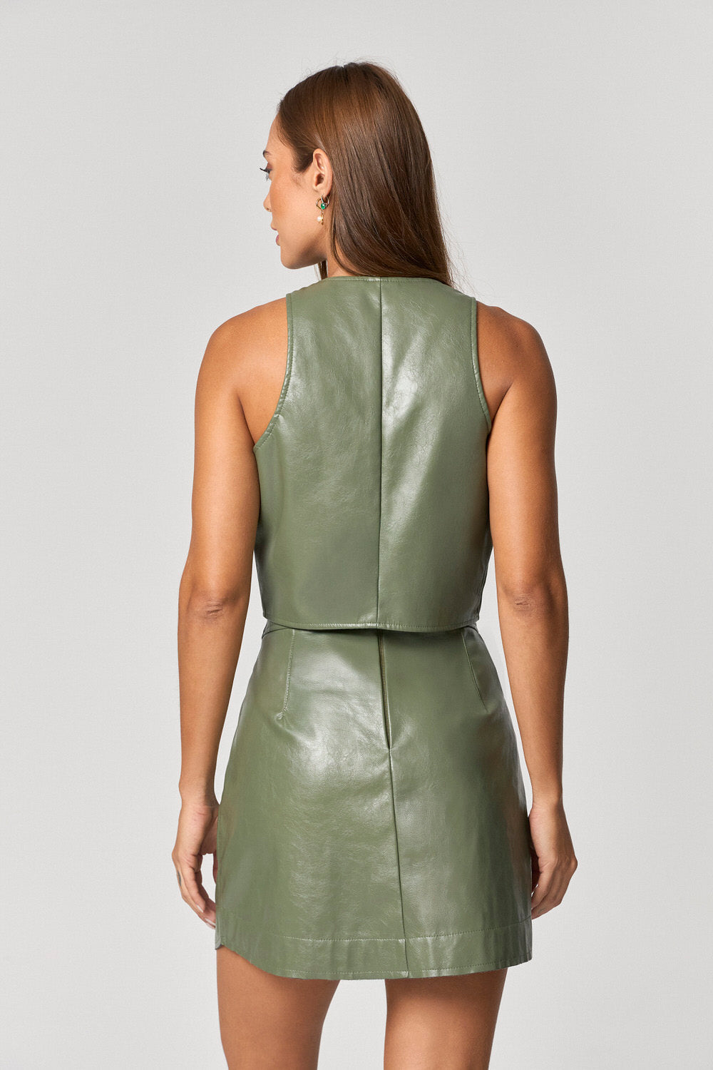 1093d303705844ec41826b7d167c5db7