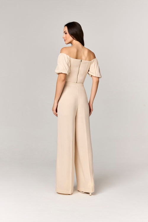 CONJUNTO CALCA E CROPPED COM DETALHE PREGAS E OMBRO A OMBRO
