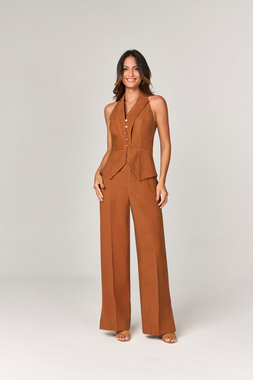 CONJUNTO CALCA E COLETE COM DETALHE BOTOES MOEDA