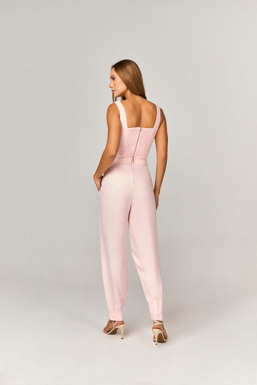 CONJUNTO CALCA E CROPPED COM DETALHE PALA EM PONTA