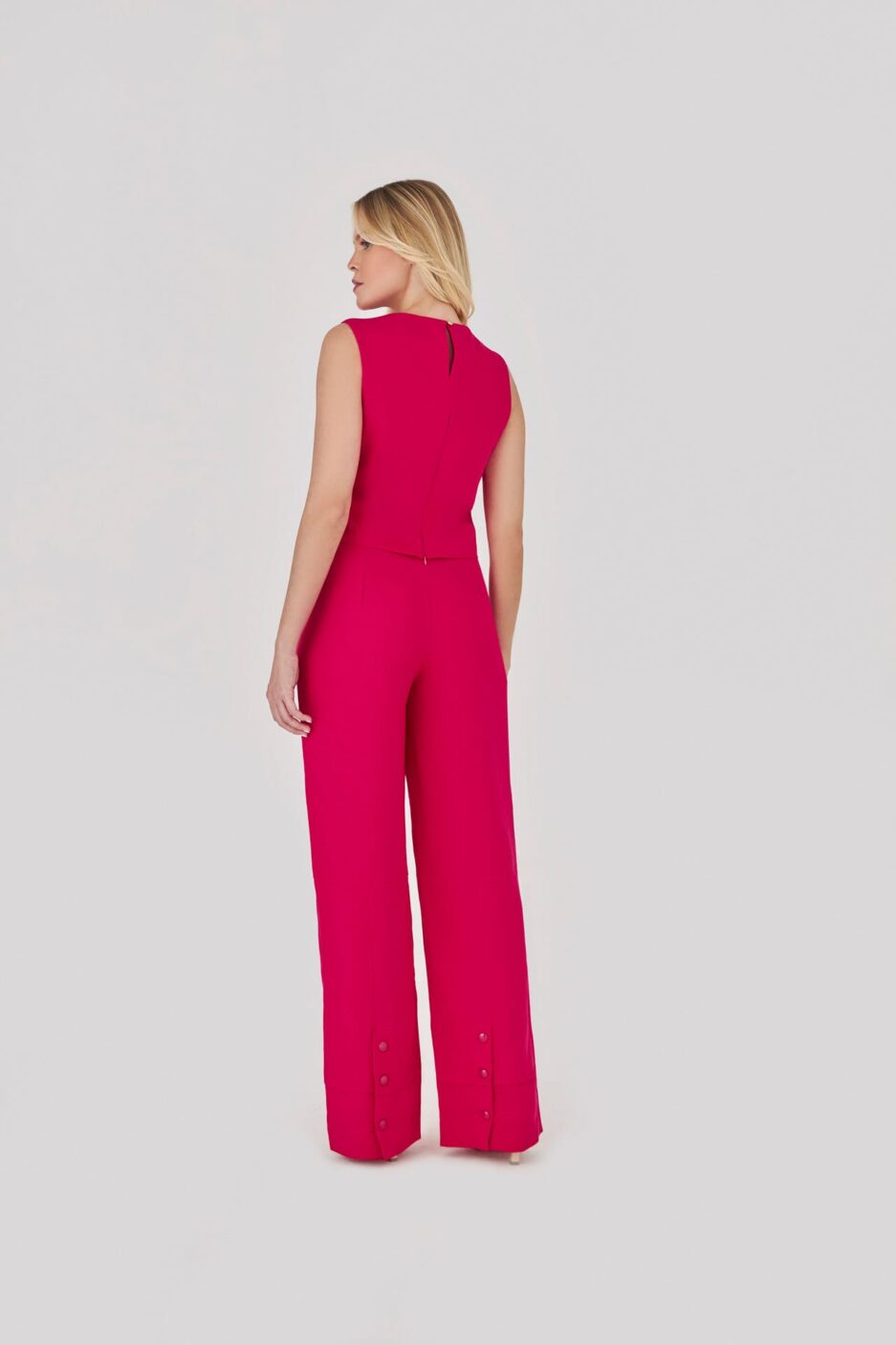 Casual Semi Cropped Com Detalhe
