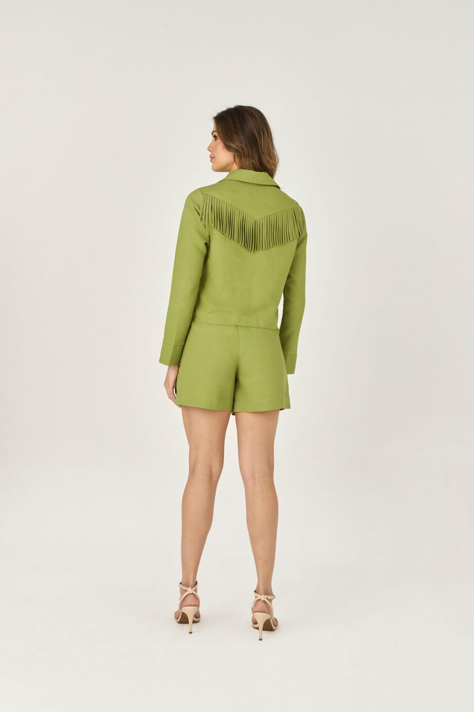 Short Alfaiataria Detalhe Franjas Bolso