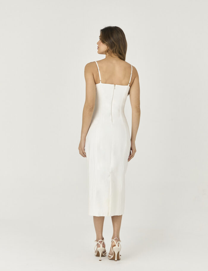 Vestido Com Busto De Perolas