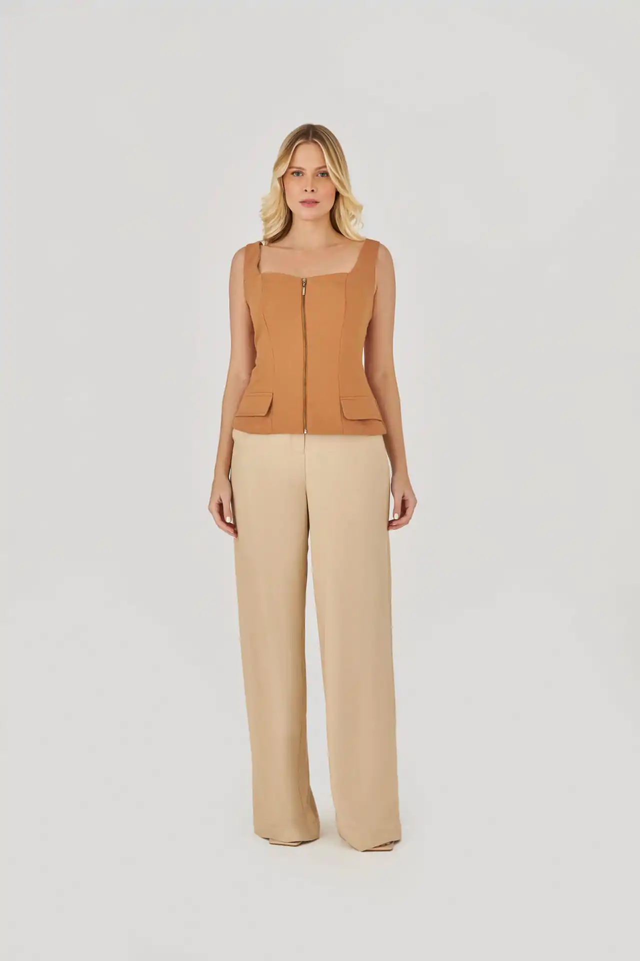 10625507 BEG F 1 Calca Com Detalhe Bolso