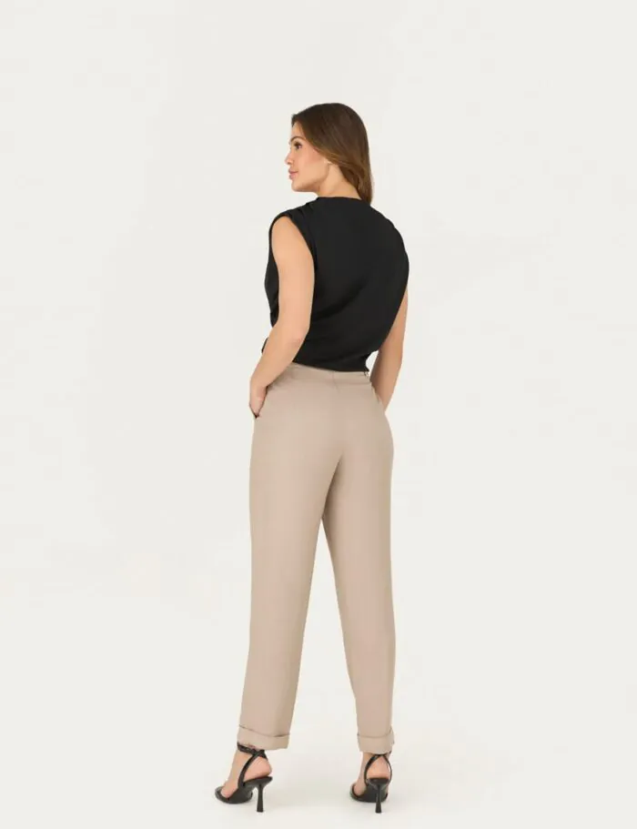 Blusa Semi Blusa Com Detalhe Amarracao Frente