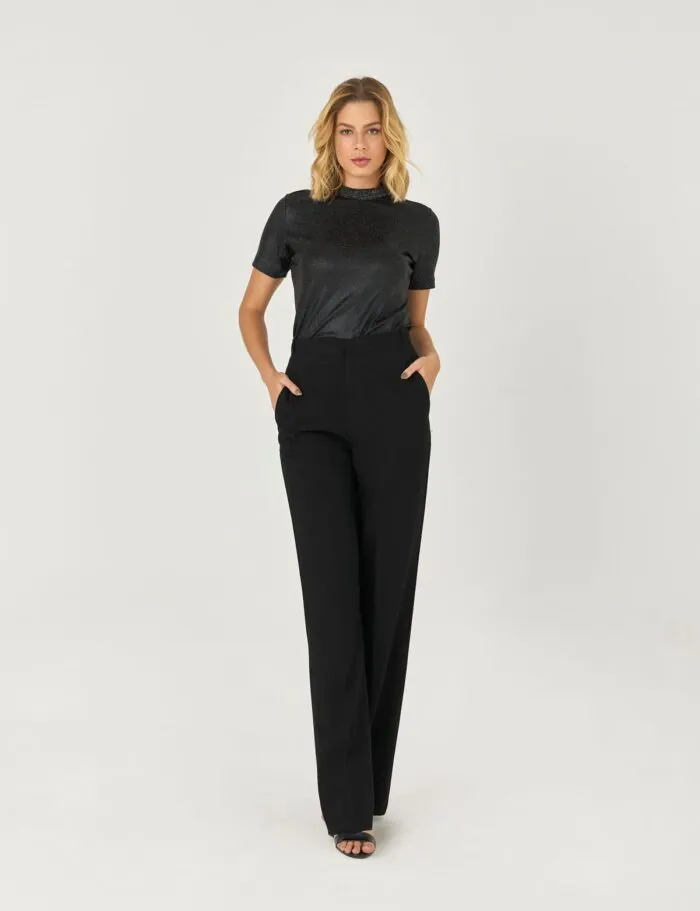 Blusa T-shirt T-shirt Brilho Com Retilinea