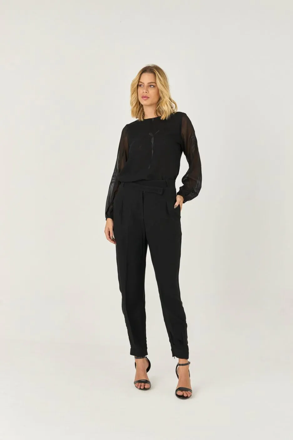 Blusa Manga Longa Com Bordado