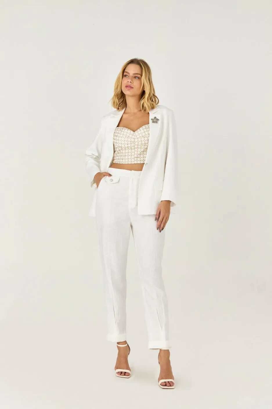Blazer Com Detalhe Flor De Linho