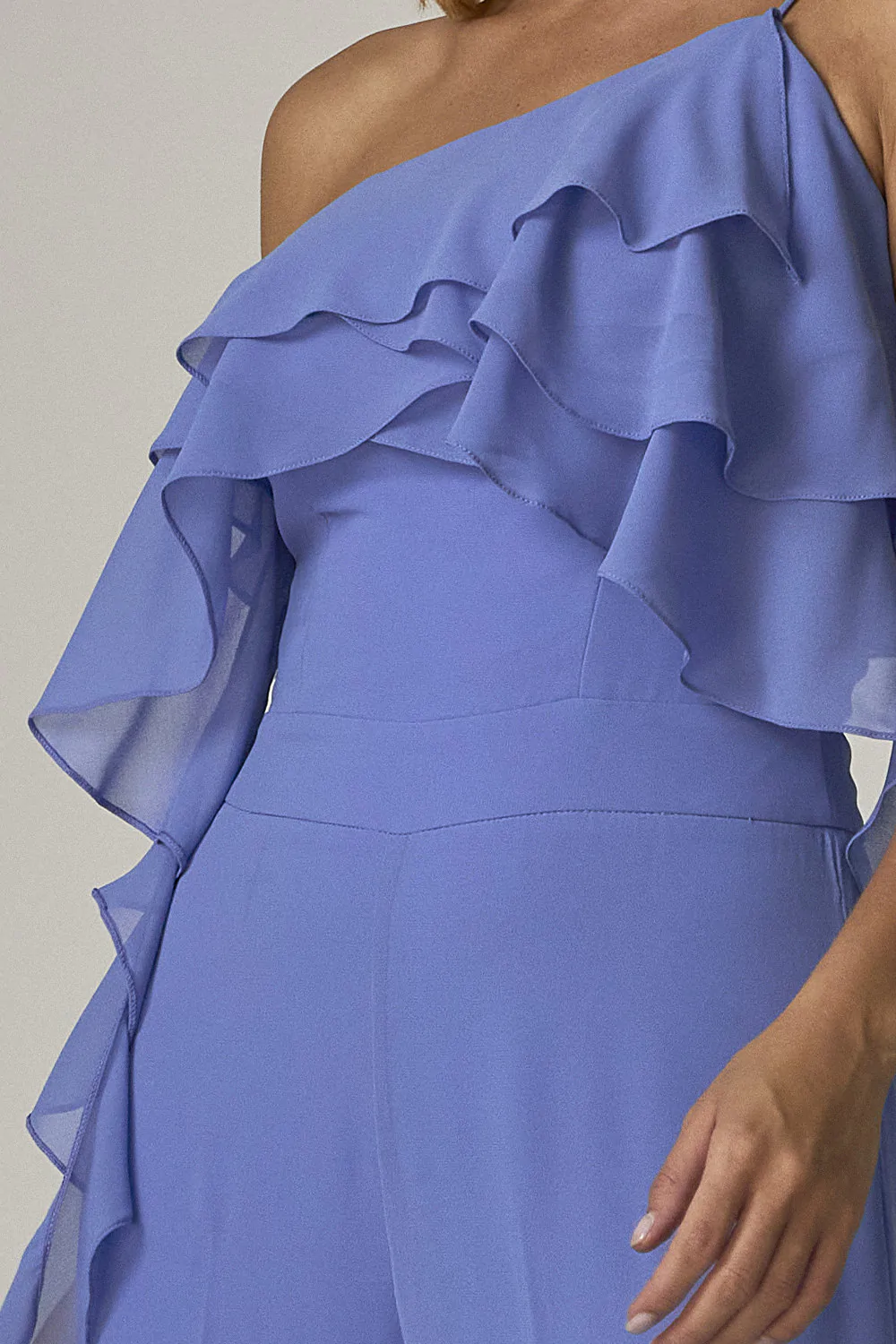 Macacao Pantalona Com Detalhe Babados