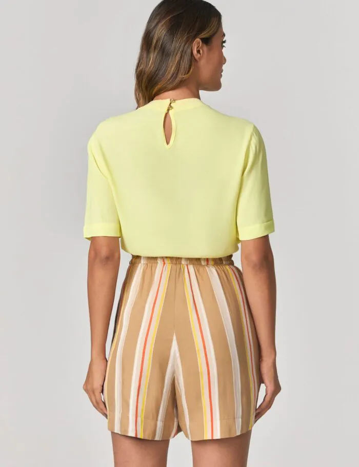 Short Detalhe Com Amarracao Listrado