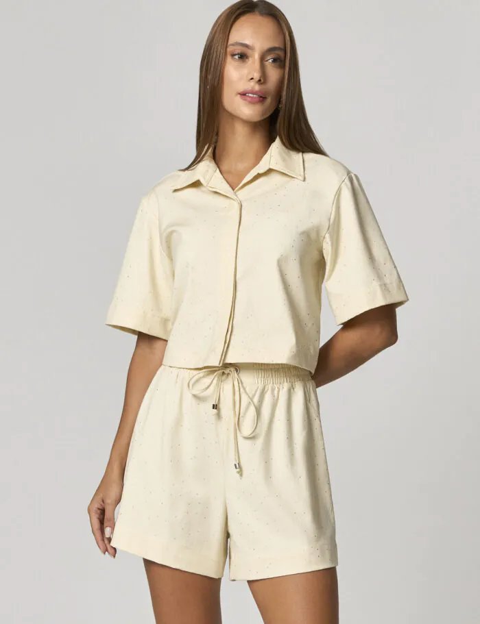 Short Com Elastico Detalhe Ilhos