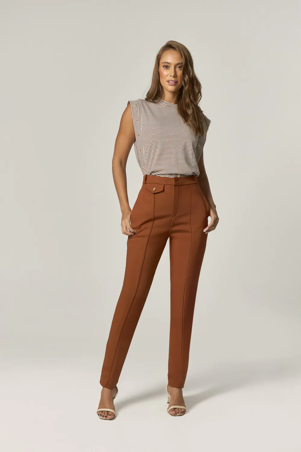 10187906-MARROM-10640206-MARROM-1